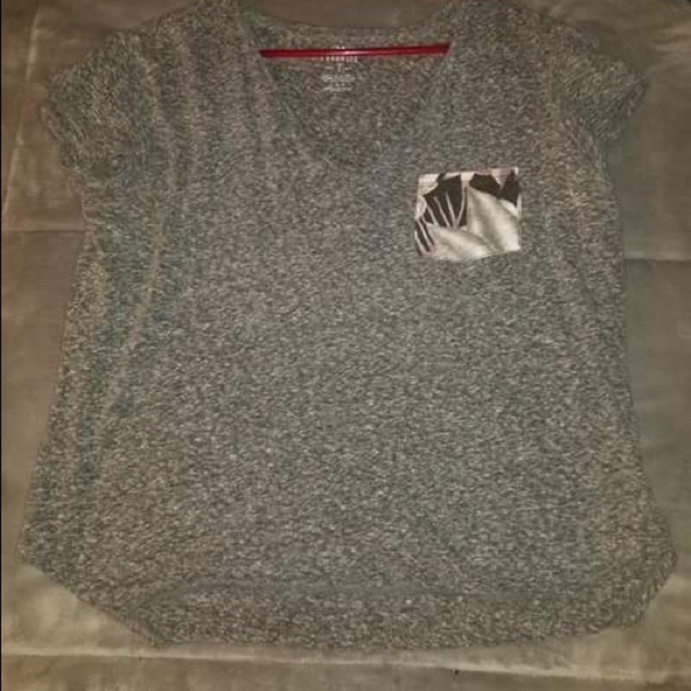 American Eagle Flower Pocket T-Shirt